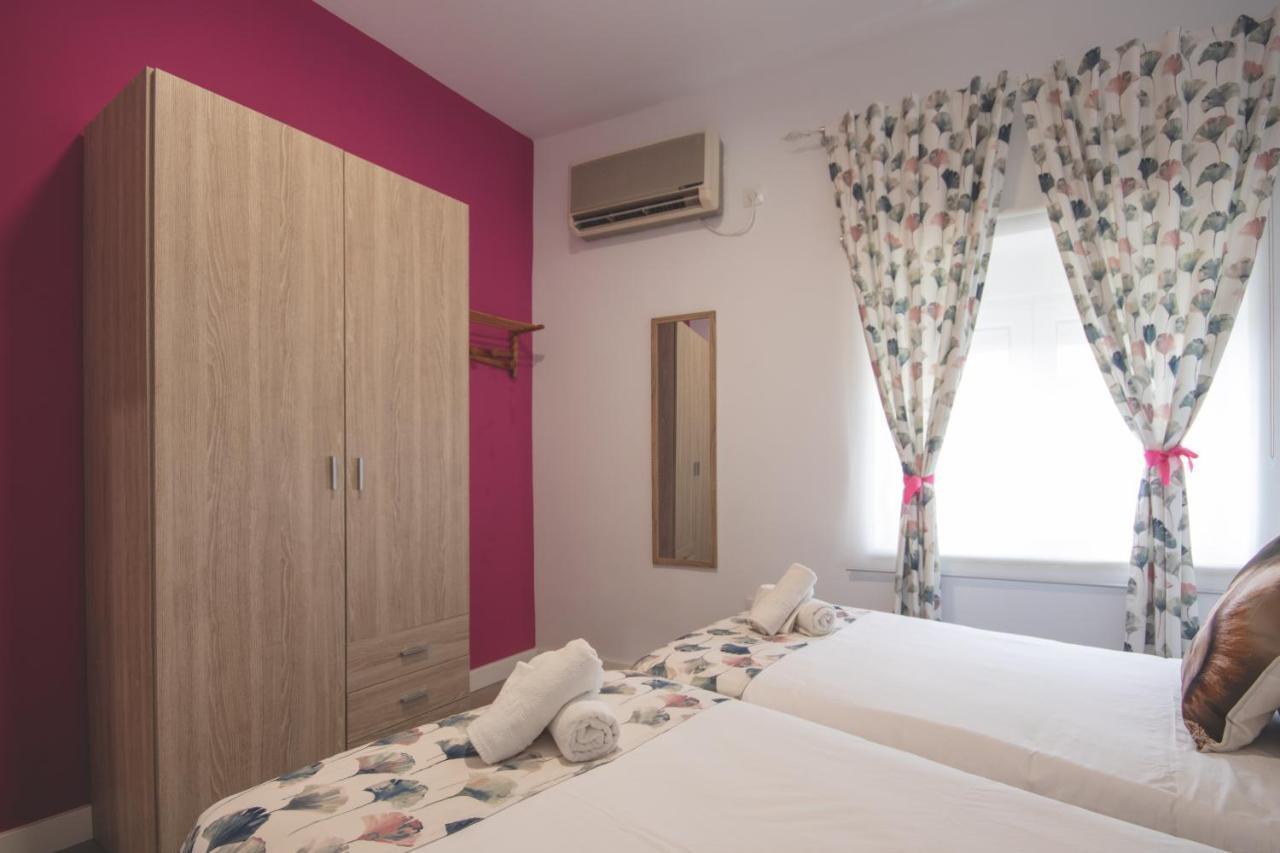 Apartamentos Coso De San Albin Mérida Esterno foto